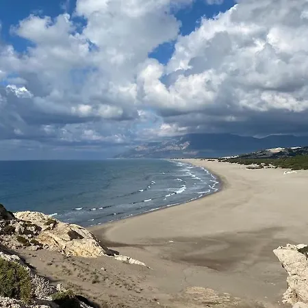 Patara Plaji Ve Patara Antik Kentin Yaninda Kaş